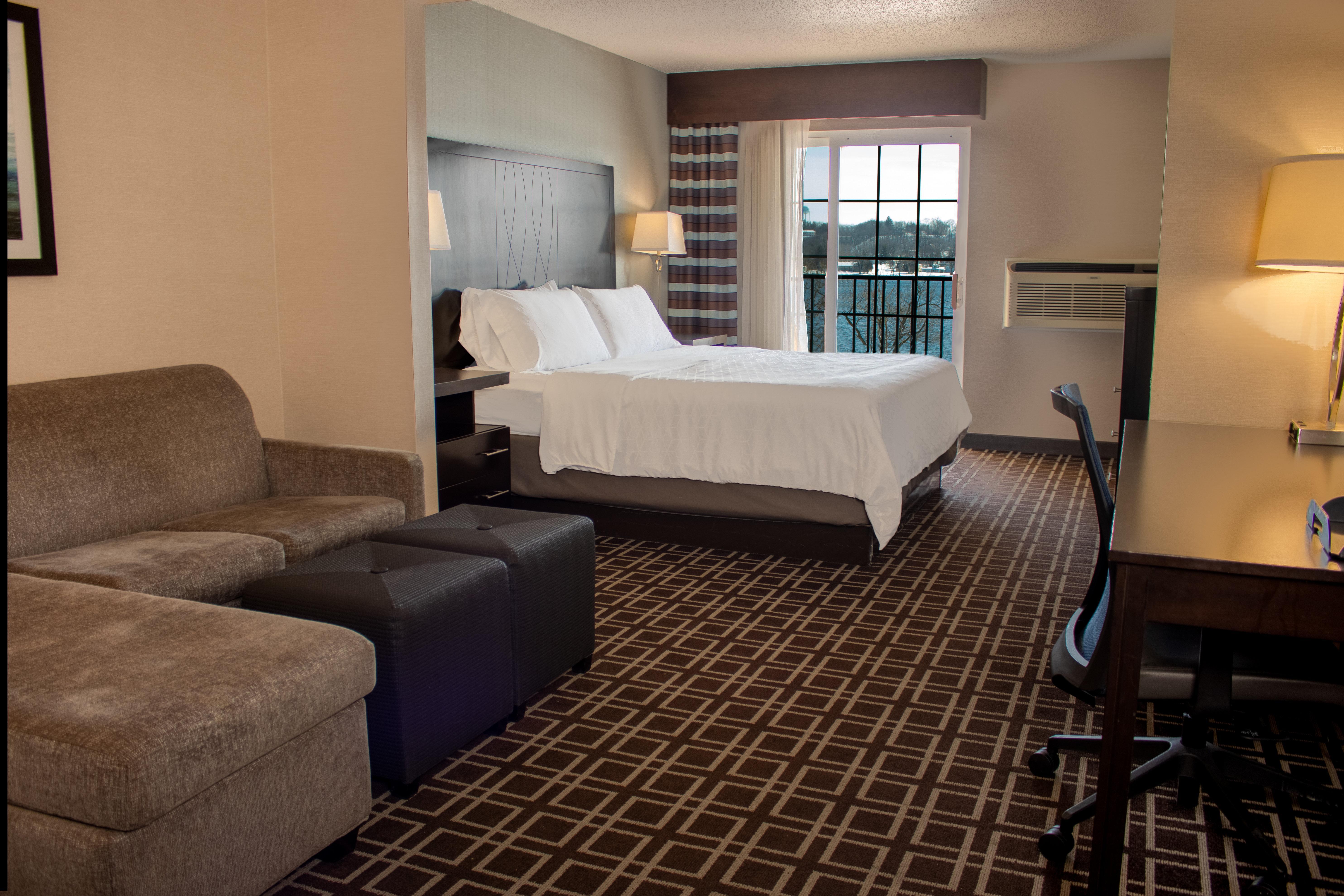 Holiday Inn Express Le Claire Riverfront-Davenport By Ihg Exterior foto